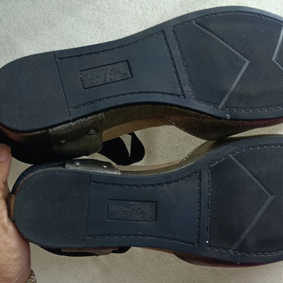 VintGe 7 Eights Black Women's Shoes - Picture 6 of 8